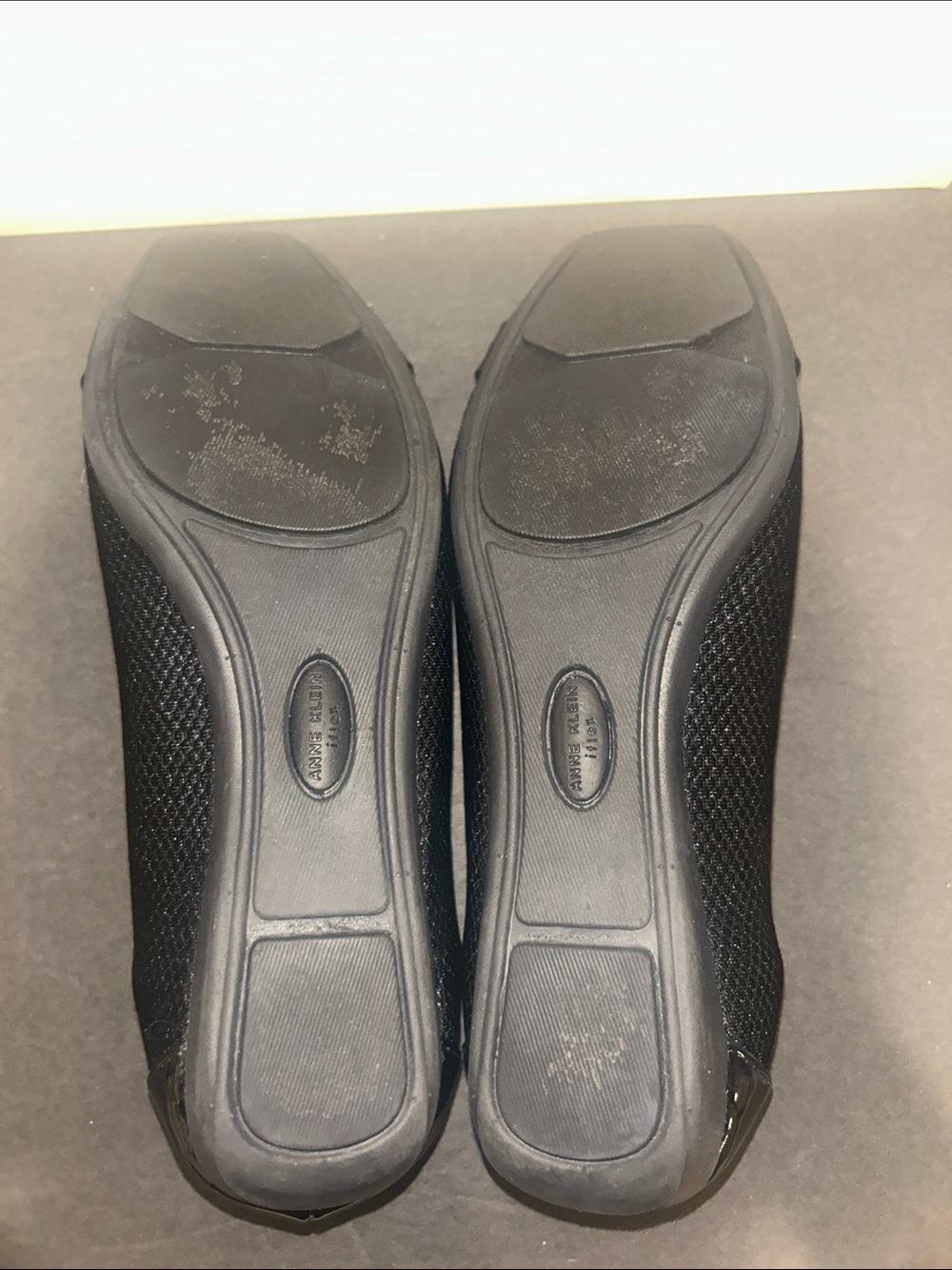 Anne Klein Black Memory Foam Patent Toe Flats with Buckle Accent-Like New-Size 6 - Picture 5 of 6